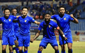 V-League: Mở đường 'thoát ngược, lên xuôi'