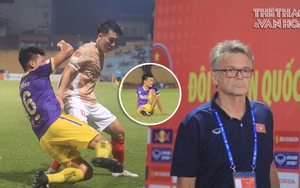 Cầu thủ CLB Hà Nội gặp HLV Troussier, nói lời chia tay ĐT Việt Nam dù mới hội quân