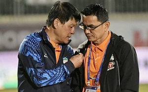 HLV Kiatisak thừa nhận bị ông Vũ Tiến Thành chê ngay lần đầu 'song kiếm hợp bích' ở HAGL
