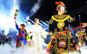 Làm gì để tuồng 'bén rễ' vào đời sống?