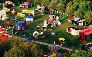 Luna Luna - 'kho báu công viên' hồi sinh sau 40 năm