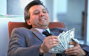 Độ tuổi mà thu nhập của hầu hết đàn ông đạt đỉnh cao: Cẩn trọng ngay vì đằng sau 'thời hoàng kim' là nguy cơ lớn