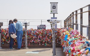 Truyền thống mừng Valentine trên thế giới: Có nơi còn dùng thiệp để trang trí nhà cửa 