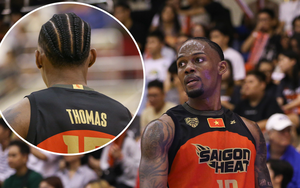 Hassan Thomas đổi kiểu tóc Dreadlock, gửi lời chào đến NHM Saigon Heat