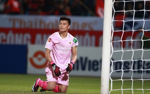 Bùi Tiến Dũng, Văn Hậu không phải hình mẫu 'gánh team'