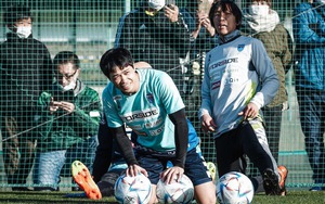 Đối thủ của Công Phượng trận ra mắt Yokohama: Từng được Wenger dẫn dắt và sang Việt Nam