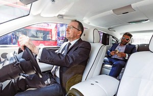 Tâm sự thầm kín của tài xế Rolls-Royce cho giới tài phiệt: Muốn làm việc phải thuộc luật ngầm, giữ im lặng tối đa để chiều lòng các 'thượng đế'