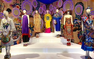 Một Việt Nam rực rỡ trong ‘Mộng bình thường’ của NTK Thủy Nguyễn