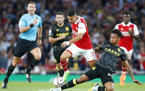 Lịch thi đấu bóng đá hôm nay 18/2: Arsenal gọi, Man City trả lời?