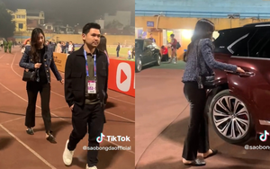 “Giữ” vợ Hoa hậu khư khư nhưng Chủ tịch CLB Hà Nội lại gây tranh cãi vì không mở cửa xe cho vợ: Ngôn tình chỉ có trên phim thôi?