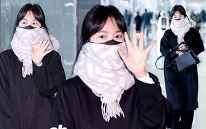 Song Hye Kyo lộ diện sau màn náo loạn sân bay của Song Joong Ki và vợ mới, lộ mỗi đôi mắt cũng đủ biết thái độ thế nào