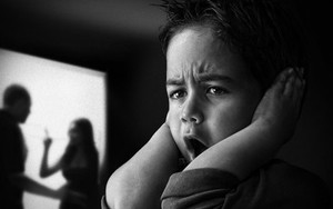 Khi trách phạt con, nhất định phải ghi nhớ "định luật 2 - 8", nếu không càng la mắng, con sẽ càng hư hỏng 