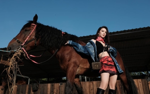 Nhiều lần vướng nghi vấn có bầu, Minh Hằng đáp trả thế nào?