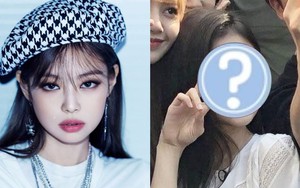 Jennie lộ ảnh chụp cam thường đẹp “vô thực” khiến netizen Hàn phải thốt lên “Ngoài đời cô ấy thật sự trông như thế á?”