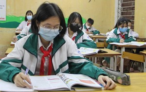 Hà Nội phê duyệt thi 3 môn Toán, Ngữ văn, Ngoại ngữ tuyển sinh vào lớp 10