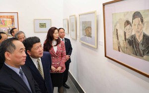 80 năm Đề cương văn hóa Việt Nam: Khai mạc triển lãm chuyên đề 'Nghệ sĩ là Chiến sĩ'