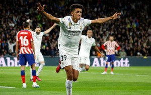 Video bàn thắng Real Madrid 1-1 Atletico: Real mất điểm ở derby, Barca hưởng lợi