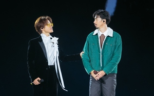 Hà Anh Tuấn dù phải 'tranh giành' tình cảm nhưng vẫn kêu gọi fan ủng hộ Đen Vâu, nam rapper khiến ai nấy cười ngất vì màn phát biểu 'run như cầy sấy'!