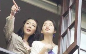 Kim Tae Hee bị 'đào mộ' khoảnh khắc chung khung hình với Choi Ji Woo, nhan sắc liệu có lấn lướt đàn chị?