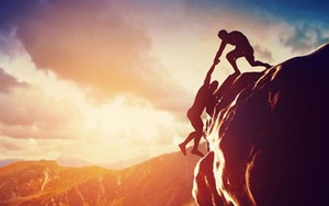 'Cảm ơn đã giúp đỡ, hôm nào đi ăn nhé': Thói quen trả ơn bằng bữa ăn như 'câu cửa miệng', nhưng giá trị đo lường lòng tốt đâu phải ở mâm cơm 