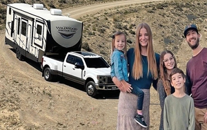 Bán hết nhà cửa, cặp vợ chồng mua motorhome 37m2 rồi cải tạo thành ngôi nhà mơ ước: Chỉ mất 13.500 USD để tu sửa nhưng giúp tiết kiệm 2.000 USD/tháng