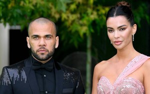 Vụ Dani Alves bị cáo buộc tấn công tình dục: Vợ đòi ly hôn, CLB cũ muốn phạt nặng và tòa án quay lưng