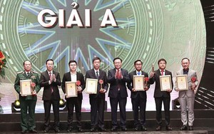 Lễ công bố và trao Giải báo chí toàn quốc về xây dựng Đảng lần thứ VII: Các tác phẩm đã bám sát những vấn đề nóng, sự kiện nổi bật