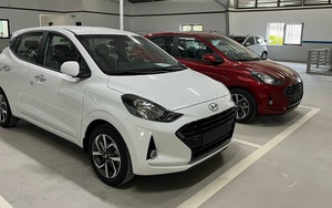 Lỗi thời 1 đời, hàng loạt ô tô bị dọn kho sau Tết: Hyundai, Subaru giảm giá cả trăm triệu đồng