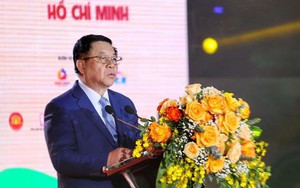 Đồng chí Nguyễn Trọng Nghĩa: Thơ ca luôn đồng hành cùng công cuộc xây dựng và bảo vệ Tổ quốc