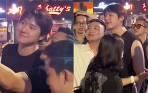 Tài tử Go Kyung Pyo (Reply 1988) bất ngờ xuất hiện ở Việt Nam, mặt mộc mà điển trai đỉnh cao chấp hết camera thường