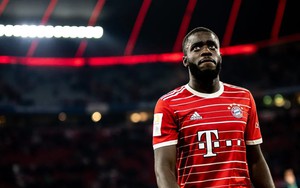 Sao Bayern thuê ca sĩ Opera để... hét to hơn