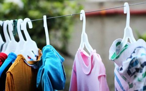 Trời nồm: Đây là hậu quả nếu bạn không sấy khô quần áo trước khi mặc, nhất là đồ lót