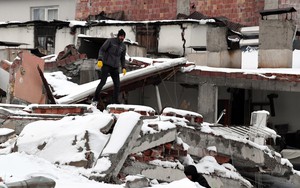 Động đất tại Thổ Nhĩ Kỳ và Syria: Số nạn nhân thiệt mạng tăng lên hơn 15.000 người