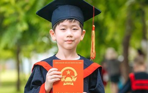 Đậu nhà Nam Thương - Ba Duy khiến netizen "á ố" vì tài vẽ tranh, lục lại thành tích hồi bé còn "choáng" hơn