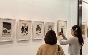 Ngắm nhìn 60 năm 'khắc chân trời' của cố họa sĩ Vũ Duy Nghĩa