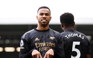 Video bàn thắng Fulham 0-3 Arsenal, vòng 27 Ngoại hạng Anh