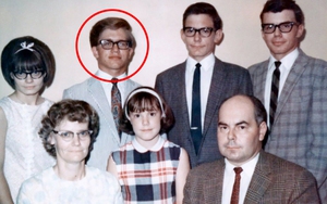 Luôn mặc cảm và bị kỳ thị vì ngoại hình không giống ai trong nhà, người đàn ông đến năm 73 tuổi đọc báo mới biết sự thật đằng sau