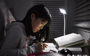 Từ hiện tượng thạc sĩ không biết nấu cơm, giặt quần áo, hiệu trưởng ĐH tiết lộ cách nuôi con độc hại khiến trẻ giỏi ở trường nhưng bị sa thải ngoài xã hội