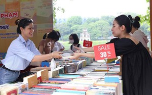 Ngày sách năm 2023 hướng tới giáo dục và rèn luyện nhân cách con người