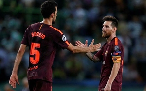 Barca đề nghị Busquets hợp đồng mới ở tuổi 34, CĐV hỏi 'thế Messi thì sao?'