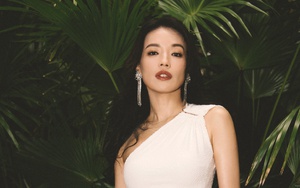 Thư Kỳ khoe nhan sắc rạng rỡ ở tuổi 47