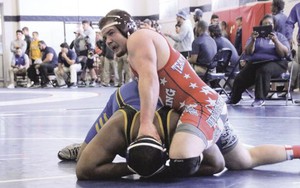 Đô vật trẻ qua đời vì HLV tắc trách, trường học phải bồi thường 330 tỷ