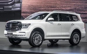 Xem thử GWM TANK 500 - SUV Trung Quốc ngang cỡ Land Cruiser, giá trên 1,4 tỷ, bạt ngàn công nghệ xa xỉ như xe sang