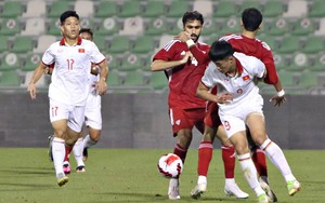 Thua trắng 4 bàn, U23 Việt Nam của HLV Troussier trả giá đắt vì điểm yếu đáng lo  