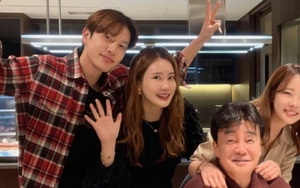 Lee Da Hae - Se7en lần đầu cùng lộ diện sau tin kết hôn: Sự chú ý đổ dồn vào gương mặt biến chứng 'dao kéo' của đàng gái