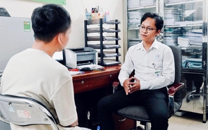 Bác sĩ trầm cảm nói về những bạn trẻ thấy “cô độc” dù có nhiều người xung quanh: “Cùng một vấn đề, dễ với mình nhưng lại khó với người khác”