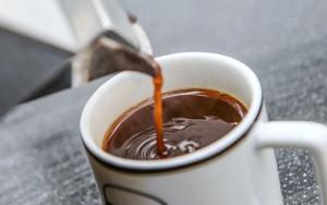 Nghiên cứu mới phát hiện số tách cà phê uống mỗi ngày có thể gây bất lợi cho tim: Cái gì quá cũng không tốt