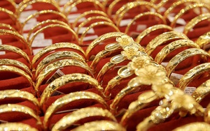 Giá vàng 29/3 diễn biến trái chiều