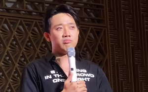 Nhân chứng vụ ồn ào Trấn Thành ở rạp phim lên tiếng: Nam MC đi xem phòng khác, suất sau còn nhiều ghế, không hài lòng thái độ người tố