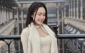 Người yêu Văn Hậu khoe vòng 1 căng tròn ở Sapa